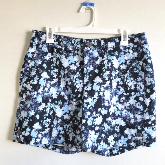 Gloria Vanderbilt Floral Shorts Size 6 - Picture 2 of 7